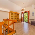 Apartment Macan