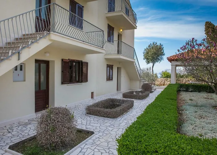 Apartment Macan